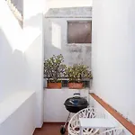 - Light Filled With Terrace