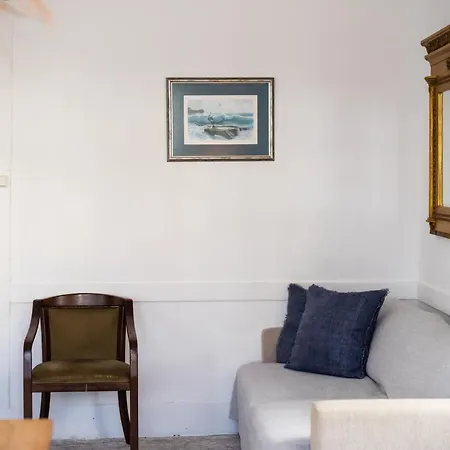 - Light Filled With Terrace Apartment *